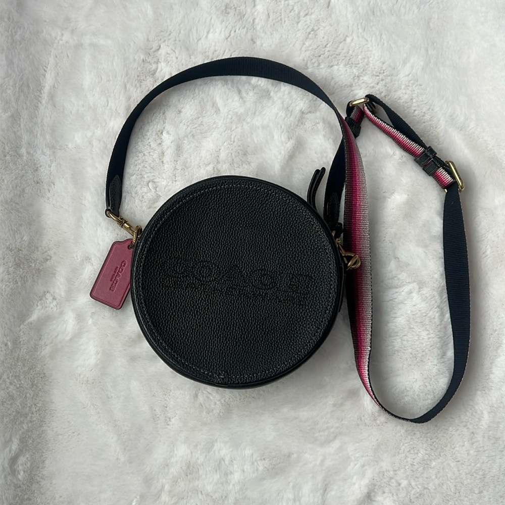 Coach Kia Circle Bag